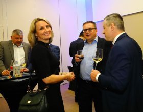 Bohuslav Svoboda , primátor hlavního města Prahy (55)