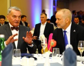 Bohuslav Svoboda , primátor hlavního města Prahy (63)