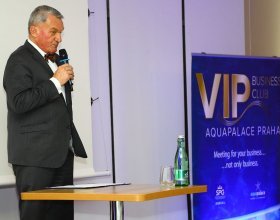 Bohuslav Svoboda , primátor hlavního města Prahy (78)