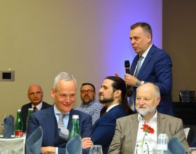 Bohuslav Svoboda , primátor hlavního města Prahy (86)