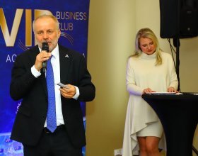 Bohuslav Svoboda , primátor hlavního města Prahy (107)