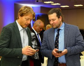 Bohuslav Svoboda , primátor hlavního města Prahy (111)