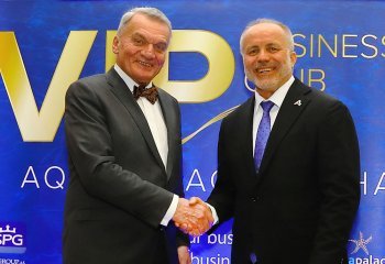 Bohuslav Svoboda , primátor hlavního města Prahy