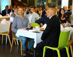 Karel Janeček, matematik, filantrop, podnikatel a prezidentský kandidát (76)