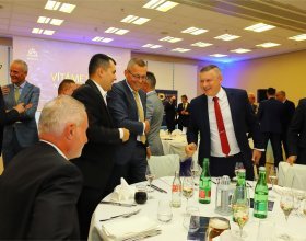 Zdeněk Zajíček, prezident Hospodářské komory ČR (127)