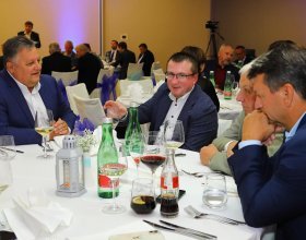Zdeněk Zajíček, prezident Hospodářské komory ČR (136)