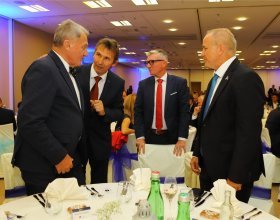 Zdeněk Zajíček, prezident Hospodářské komory ČR (148)