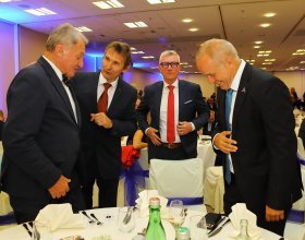 Zdeněk Zajíček, prezident Hospodářské komory ČR (149)