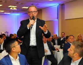 Zdeněk Zajíček, prezident Hospodářské komory ČR (225)