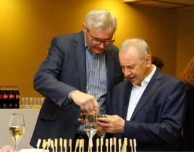 František Kinský, průvodce cyklu Modrá krev a Pavel Šporcl, houslový virtuos (26)