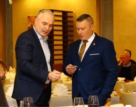 František Kinský, průvodce cyklu Modrá krev a Pavel Šporcl, houslový virtuos (65)