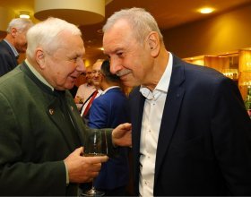 František Kinský, průvodce cyklu Modrá krev a Pavel Šporcl, houslový virtuos (71)