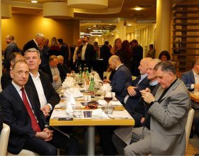 František Kinský, průvodce cyklu Modrá krev a Pavel Šporcl, houslový virtuos (96)