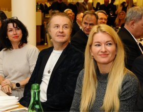 František Kinský, průvodce cyklu Modrá krev a Pavel Šporcl, houslový virtuos (105)