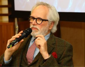 František Kinský, průvodce cyklu Modrá krev a Pavel Šporcl, houslový virtuos (135)
