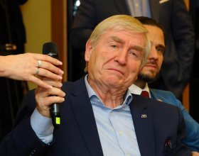 František Kinský, průvodce cyklu Modrá krev a Pavel Šporcl, houslový virtuos (156)