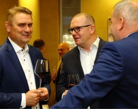 Jaroslav Míl, expert na energetiku (86)