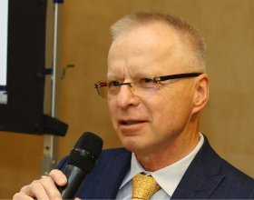 Jaroslav Míl, expert na energetiku (110)