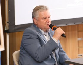 Ing. Pavel Švagr, CSc. , předseda Správy státních hmotných rezerv (68)