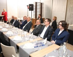 Ing. Roman Hvězda, ředitel centra ELI Beamlines (nejvýkonnější laser světa) (78)
