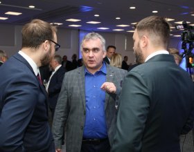 Ing. Zdeněk Kabátek, ředitel Všeobecné zdravotní pojišťovny (27)