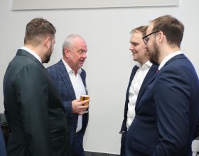 Ing. Zdeněk Kabátek, ředitel Všeobecné zdravotní pojišťovny (49)