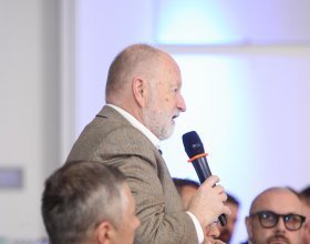 Ing. Zdeněk Kabátek, ředitel Všeobecné zdravotní pojišťovny (104)