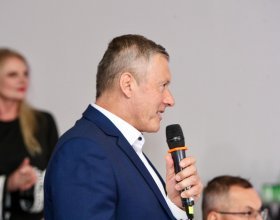 Ing. Zdeněk Kabátek, ředitel Všeobecné zdravotní pojišťovny (106)