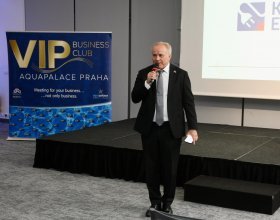 Ing. Zdeněk Kabátek, ředitel Všeobecné zdravotní pojišťovny (118)