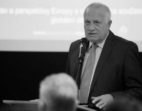 prof. Ing. Václav Klaus, CSc. - Stav a perspektivy Evropy (10)