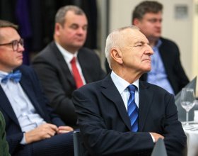 Miroslav Kalousek (90)