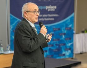 Jan Burian, generální ředitel Národního divadla (97)
