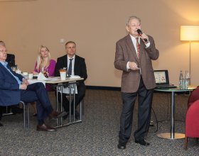 prof. MUDr. Pavel Klener, DrSc.,- profesor 1. lékařské fakulty UK a laureát Hlavní ceny Česká hlava (18)