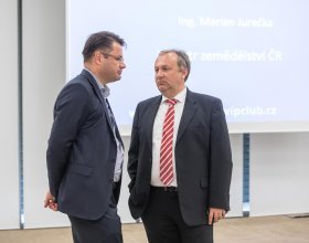 Marian Jurečka, ministr zemědělství ČR (16)