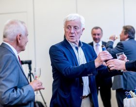 Vratislav Kulhánek (4)