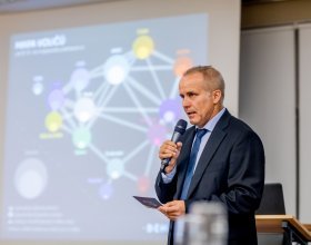 Vratislav Kulhánek (209)