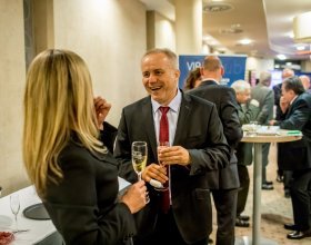 Člověk versus umělá inteligence, digitalizace ve výrobních procesech (30)