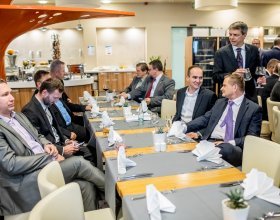 Člověk versus umělá inteligence, digitalizace ve výrobních procesech (43)
