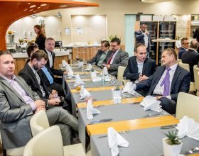 Člověk versus umělá inteligence, digitalizace ve výrobních procesech (44)