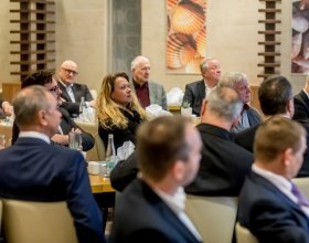 Člověk versus umělá inteligence, digitalizace ve výrobních procesech (62)