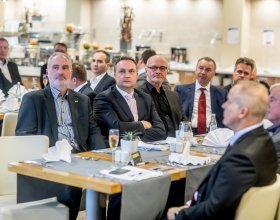 Člověk versus umělá inteligence, digitalizace ve výrobních procesech (69)