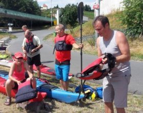 letní outdoor- kajaky Troja Klecany 2015 (9)