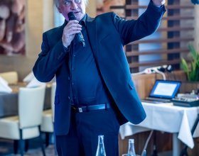 Michael Kocáb (76)