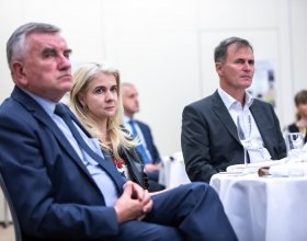 Ing. Marta Nováková (37)