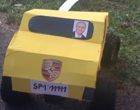 Týmové závody s „auťáky na míru“ (9)