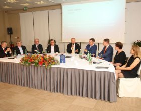 Kulatý stůl "Doporučení budoucímu premiérovi" (16)