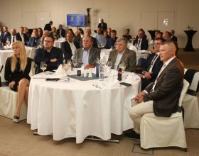 Kulatý stůl "Doporučení budoucímu premiérovi" (18)