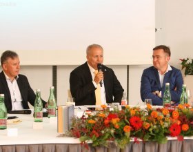 Kulatý stůl "Doporučení budoucímu premiérovi" (25)
