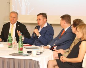 Kulatý stůl "Doporučení budoucímu premiérovi" (27)