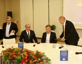 Kulatý stůl "Doporučení budoucímu premiérovi" (37)